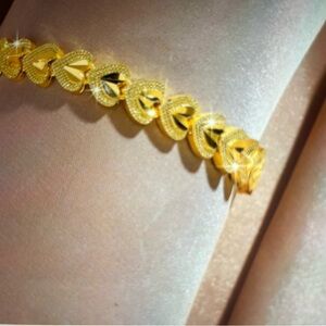 Gold Heart Bracelet